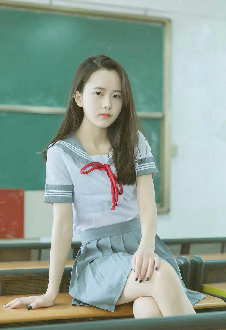 乐于助人的同学作文